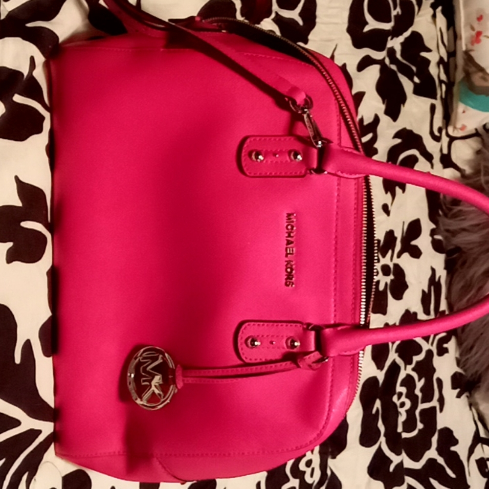 Brand new michael kors purse